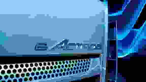 Mercedes eActros 05