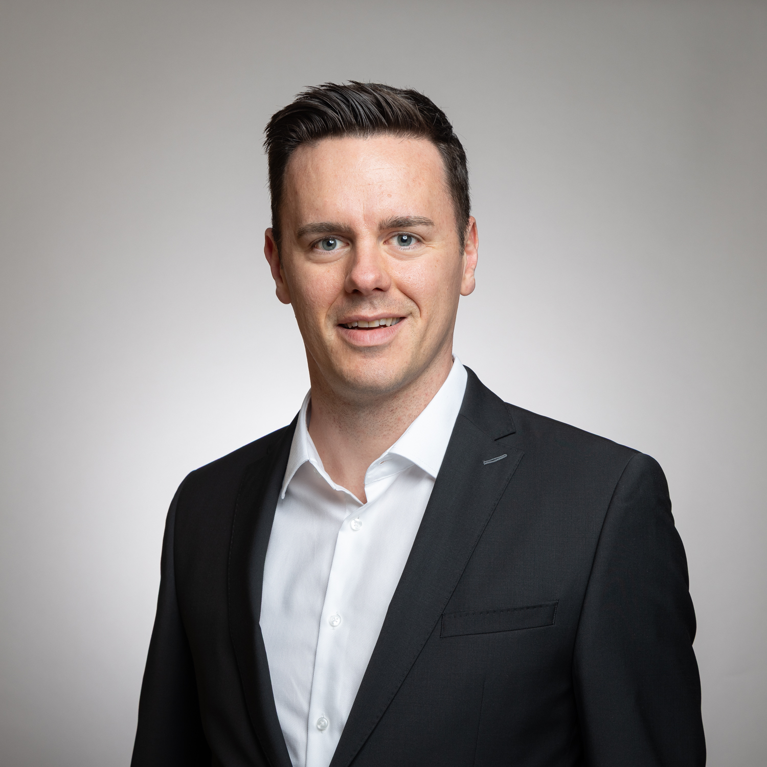 Placeholder Schwarz Schrëft