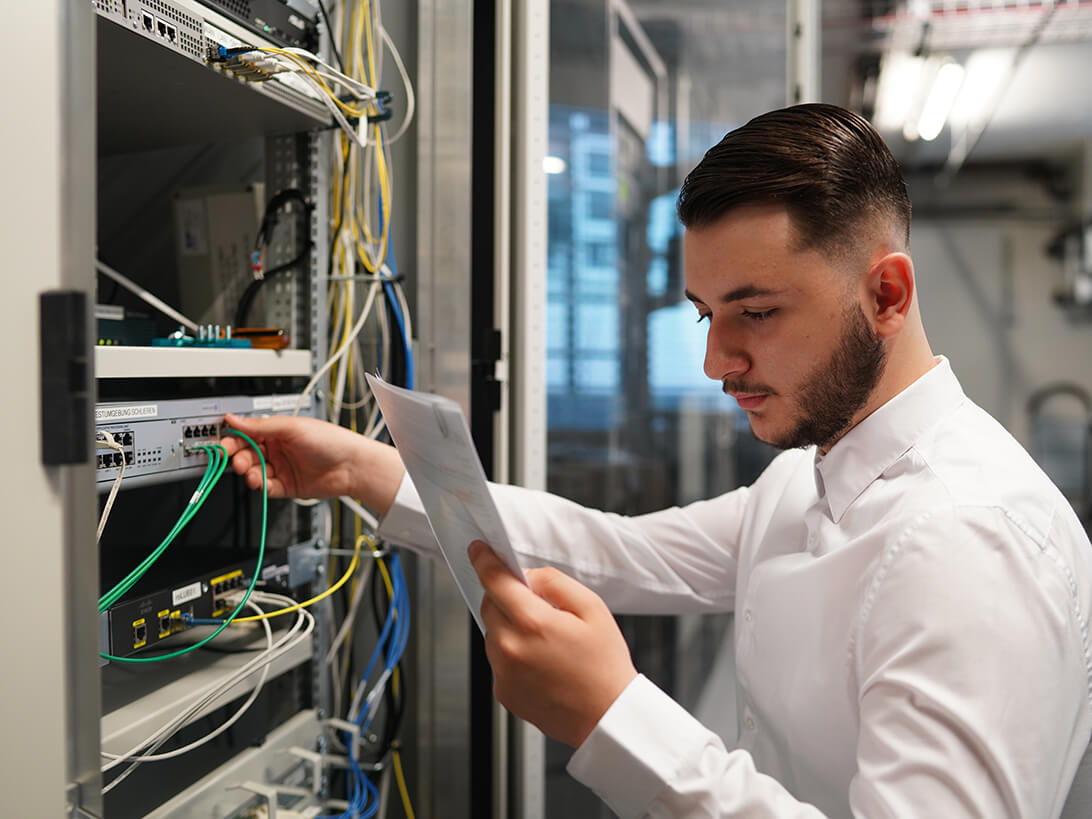 Aufklappbare Kacheln Informatiker 1092X819