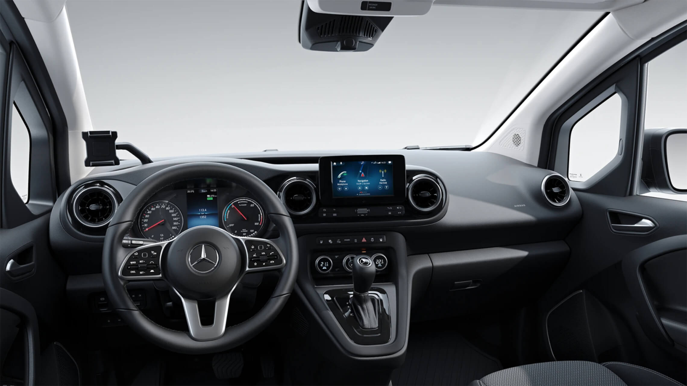 Mercedes Ecitan Kastenwagen 01