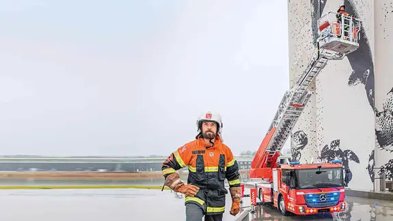 Mercedes Econic 04 Mercedes Econic 04