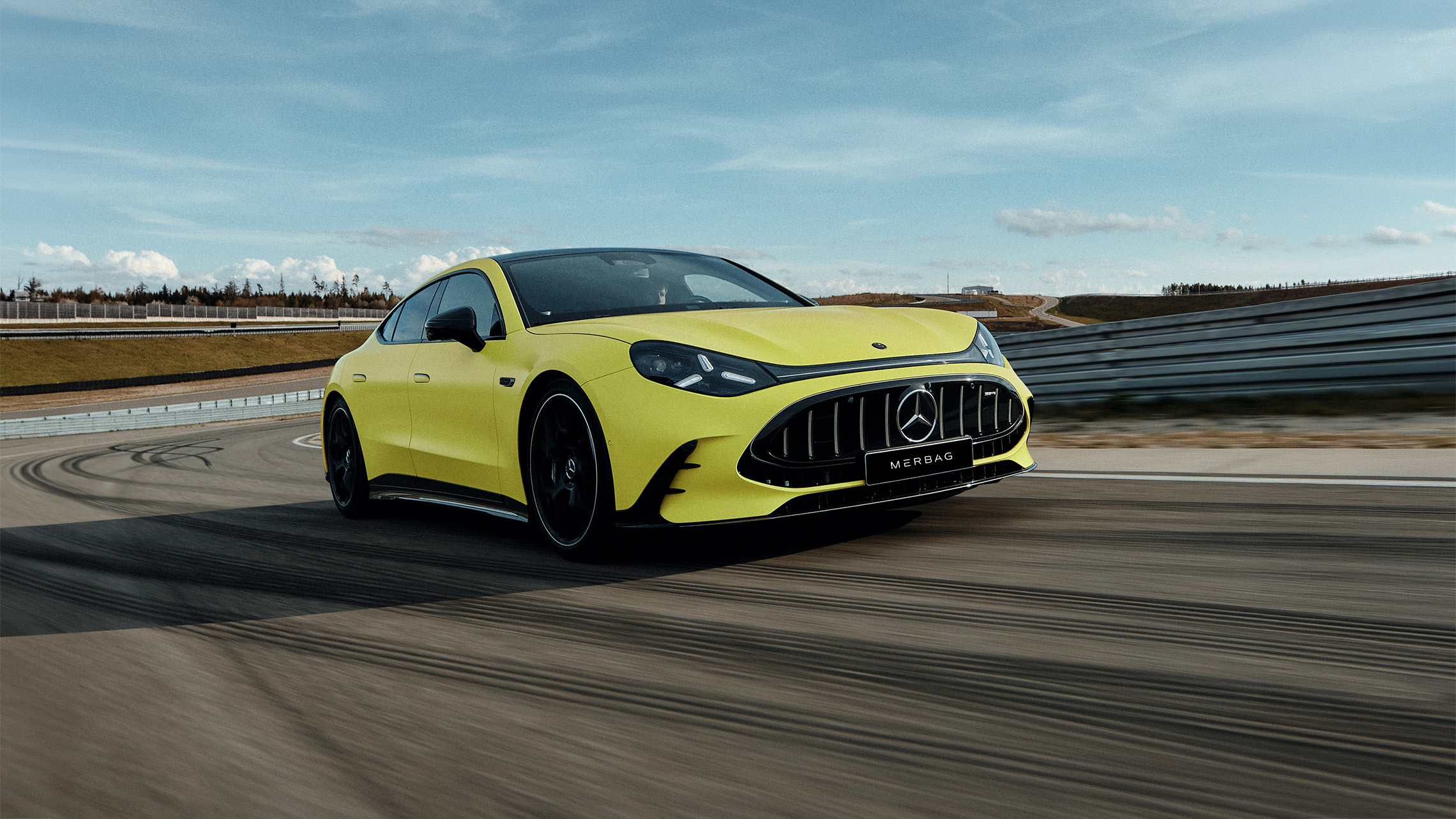 Galerie AMG GT 4Tuerer Coupe Exterieur4 2280X1283px