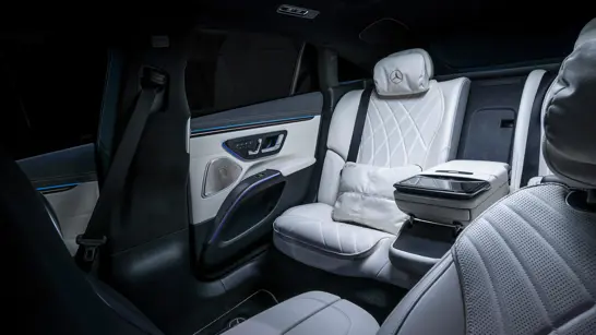 EQS 02 2280X1283 EQS 02 2280X1283