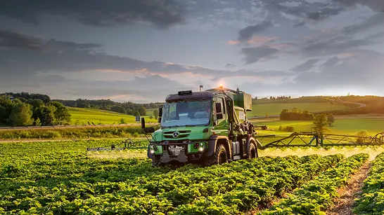 Mercedes Unimog 07 Mercedes Unimog 07