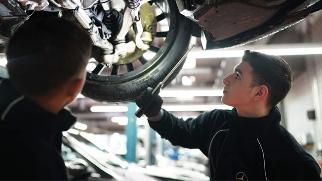 Mercedes Benz Werkstatt